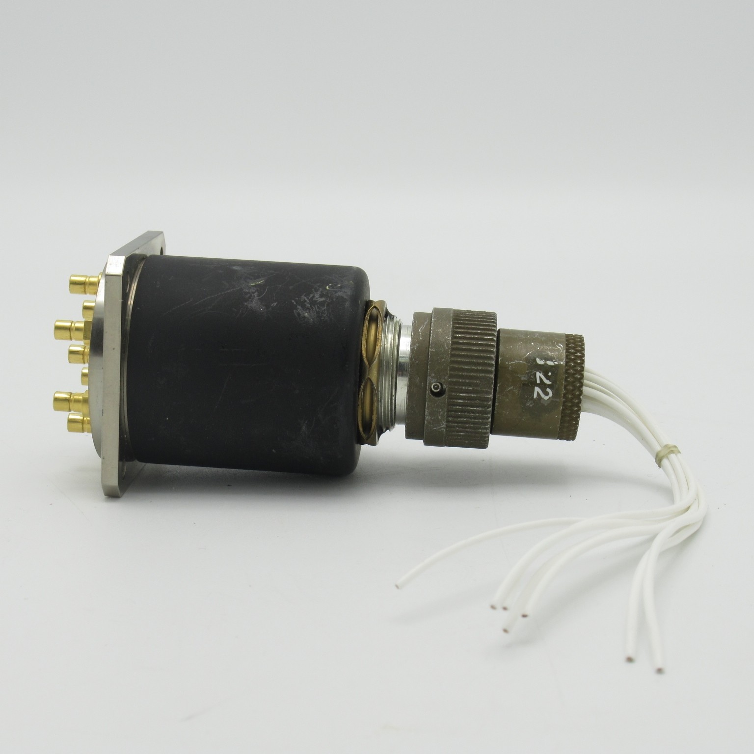 Details about   28V SP6T 6 WAY SMB COAXIAL SWITCH 82152-146C90500 