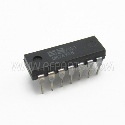DM7490N National Semiconductor Logic Integrated Circuit (NOS)