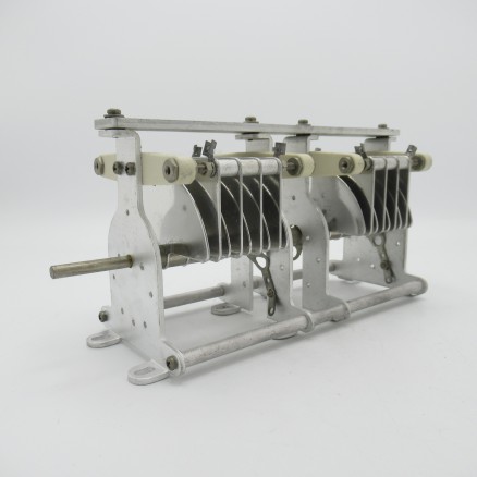 AMT National Variable Capacitor 15-55pf 8kv 0.18" gap 18 plates (Pull)